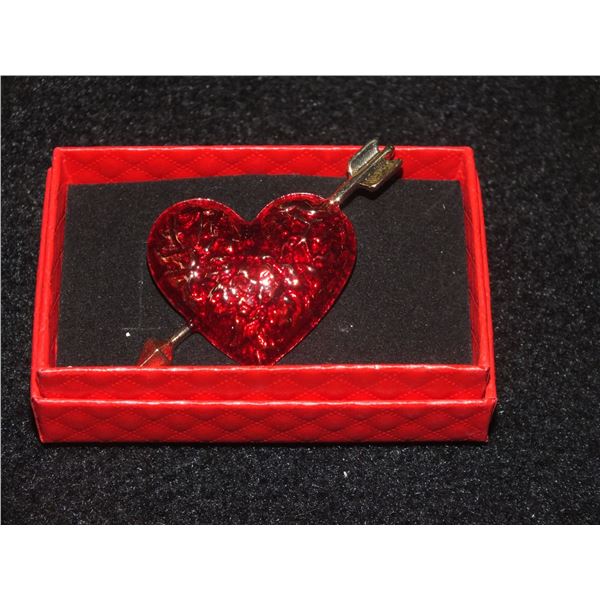 Heart Alloy Brooch Arrow Design