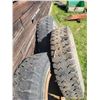 Image 3 : 5- Tires, 9.00x20s & 10.00x20s