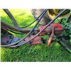 Image 5 : New Holland 499 Haybine. 12 ft. hydro swing, shedded, One owner, SN. 537382.