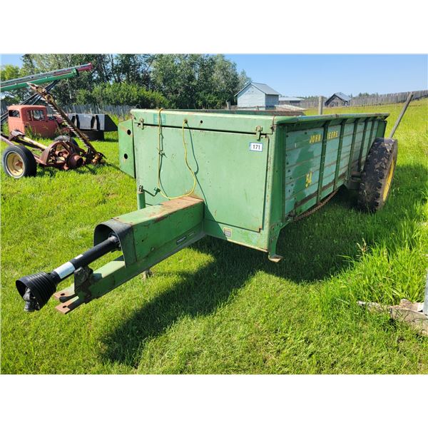 JD 54 manure spreader #54, PTO, V.G. floor, One owner, shedded, SN. 0054018547W.