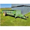 Image 3 : JD 54 manure spreader #54, PTO, V.G. floor, One owner, shedded, SN. 0054018547W.