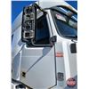 Image 40 : Semi-Truck : 2008 VOLVO : VN Diesel : Volvo D16 : 18spd