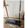 Image 1 : Bradbury Floor Jack (44-1/2"H)