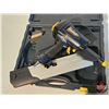 Image 3 : Air Nailer : Mastercraft Model 58-8434-4 w/carry case