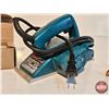 Image 2 : Makita Power Planer w/Accessories