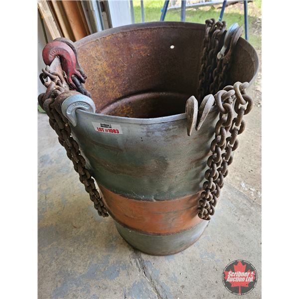 Barrel of Chain (4 Chains) & Variety of Hooks