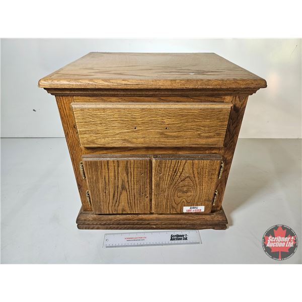 Oak End Table (20"H x 20"W x 18"D)