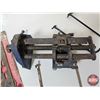 Image 3 : Combo: Coping Saws, Pruning Saw, Wood Working Vise