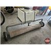 Image 1 : Danville Express 12gal Dandelion Roller (4ft)  (Note: 1 Plastic Pipe needs replacing)