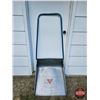 Image 1 : Snow Scoop