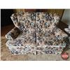 Image 2 : Vintage Couch & Love Seat