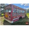 Image 5 : Not Running Dodge 400 School Bus "Wayne" (was camperized) : - V8 Gas - Can NOT turn over by hand