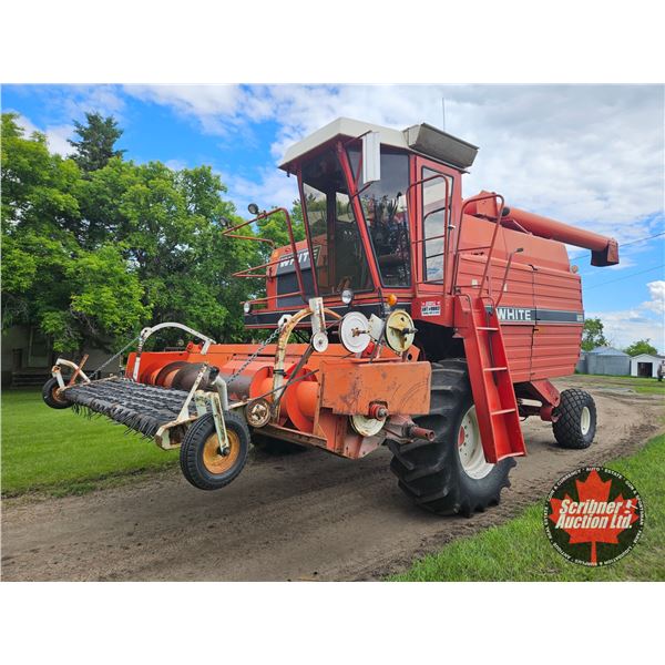 COMBINE : 1979 WHITE 8900 Harvest Boss : Turbo Diesel : White 600 Pickup