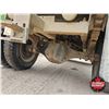 Image 30 : GRAIN TRUCK : 1974 GMC C5000 : 2-Ton : 12ft Box & Hoist