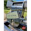 Image 8 : EATON TECOMASTER PROFESSIONAL : 10" RADIAL Arm Saw : Model 2000