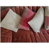 Image 2 : Decorative Throw Pillows