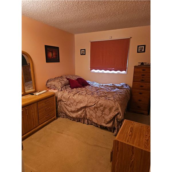 Bedroom Furniture Set With Queen Bed