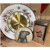 Image 3 : Decorative Tabletop Lot with Clocks