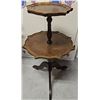 Image 1 : Two-Tier Wood Pie Crust Table