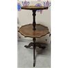 Image 2 : Two-Tier Wood Pie Crust Table