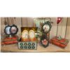 Image 1 : Dutch Wooden Shoes, DecorativeT