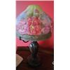 Image 3 : Hand-Painted Glass Floral Table Lamp