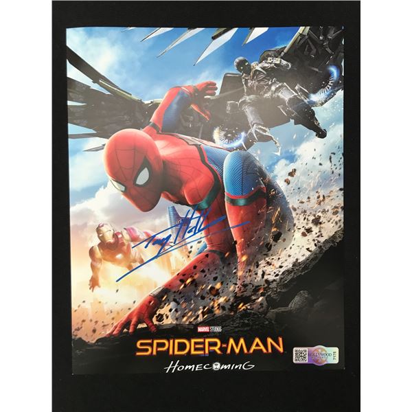 TOM HOLLAND SIGNED SPIDERMAN 8X10 - HOLLYWOOD COA