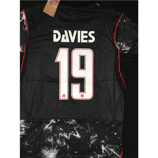 NEW WITH TAGS ALFONSO DAVIES CANADA SOCCER JERSEY