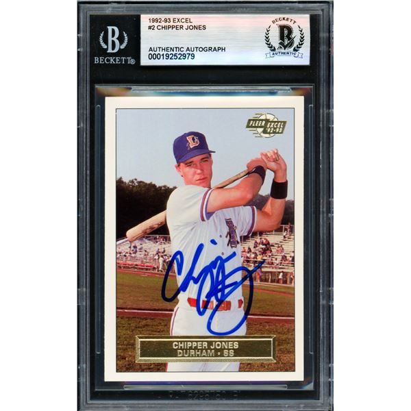 1992-3 EXCEL CHIPPER JONES SIGNED TRADING CARD - BECKETT ENCAPSULATED