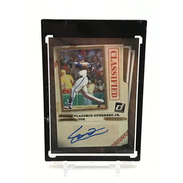 2020 PANINI DONRUSS BASEBALL VLADIMIR GUERRERO JR SIGNED TRADING CARD