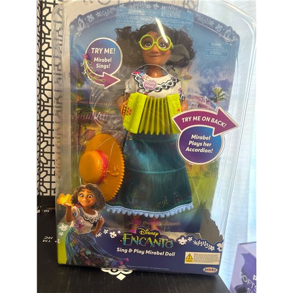 Disney Encanto Sing & Play Mirabel Doll