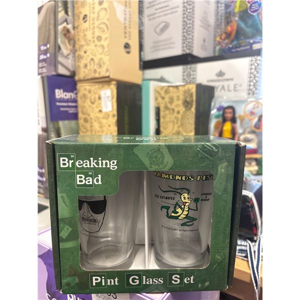 Breaking Bad Pint Glass Set - Los Pollos Hermanos & Heisenberg