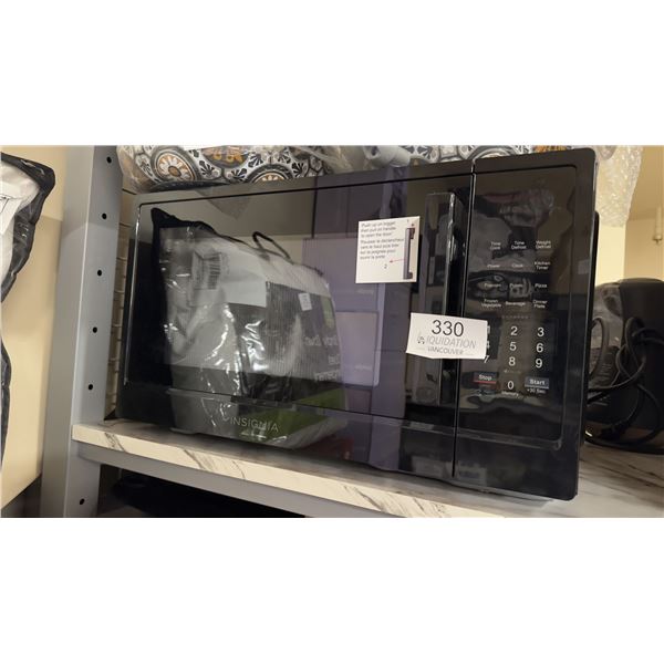 Insignia Countertop Microwave  Black | Multiple Presets- No Box Tested