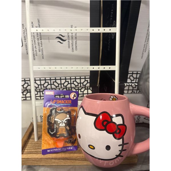 Marvel Lip Smacker Rocket Raccoon & Hello Kitty Mug Set