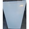 Image 1 : Arctic King Mini Fridge Model DFB30DF