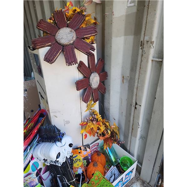 Halloween and Fall Decor with Assorted Gift Bags