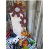 Image 1 : Halloween and Fall Decor with Assorted Gift Bags