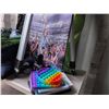 Image 5 : Kites, Telescope, Lionel Messi Poster, More