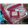 Image 5 : Sheet and Comforter Sets, Pillows