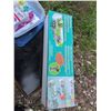 Image 11 : Craft and Home Lot Assortment