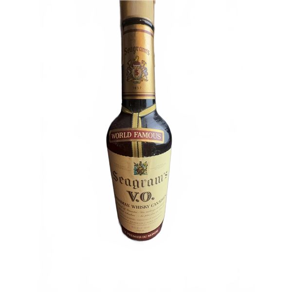 Seagram's V.O. Canadian Whisky 1972 Sealed Bottle
