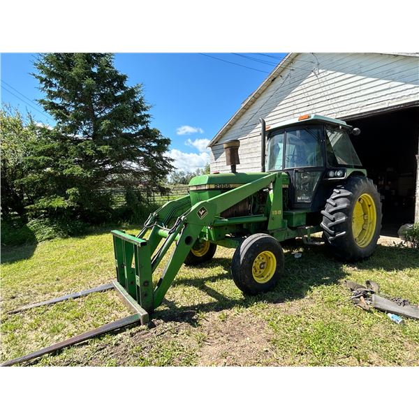 JD 2955 Tractor c/w CAB & 158 loader & bale, forks, 540 PTO, 2 hyds, 18 x 38's, showing 23,136 hrs.,