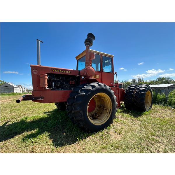 Versatile 800 c/w CAB, 18.4 x 38's, 3 sets of hyds, showing 6405 hrs, Runs nice, SN: 8003031062
