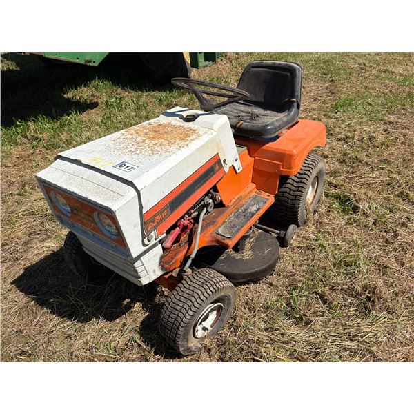 AMF riding mower, not running, nice orig. condition