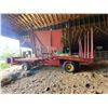 Image 4 : New Holland Bale wagon