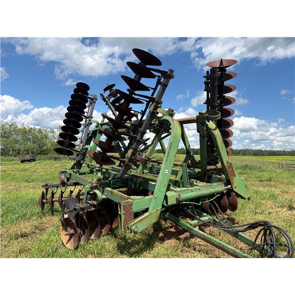 JD 230 Disc, coned blades, approx. 28 ft., rear hitch, new tires, locked in Transport, SN, not visib