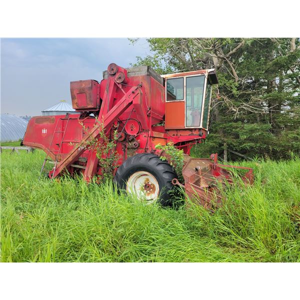 IH McCormick #181 Combine for parts