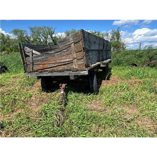 Steel framed wagon c/w old box