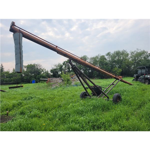Scoop A second auger c/w Kohler 10 HP motor