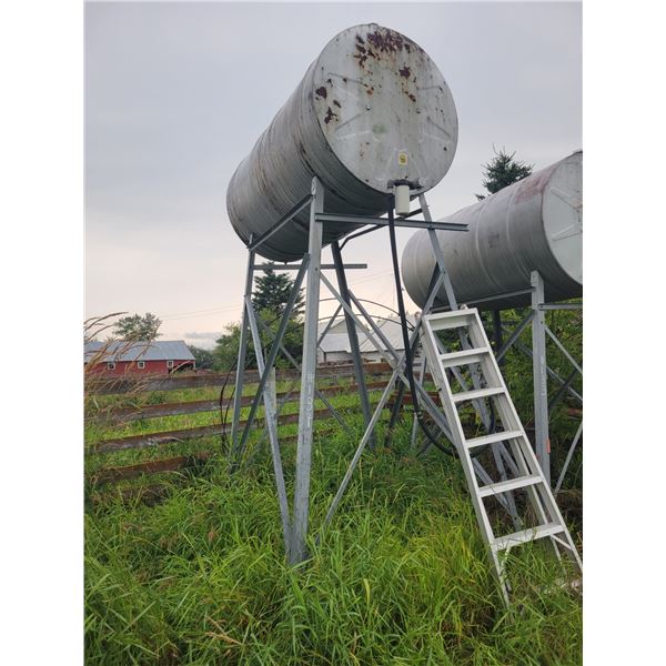 500-gal fuel tank & stand